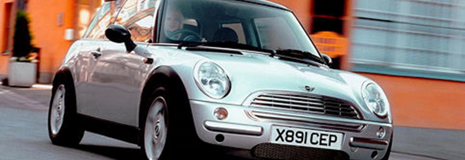 MINI Cooper (2001)